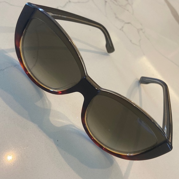 🌞FENDI sunglasses